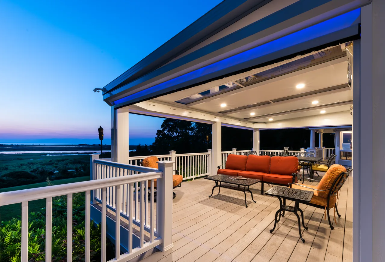 Four Seasons LifeRoom with recessed lights over an outdoor sofa set