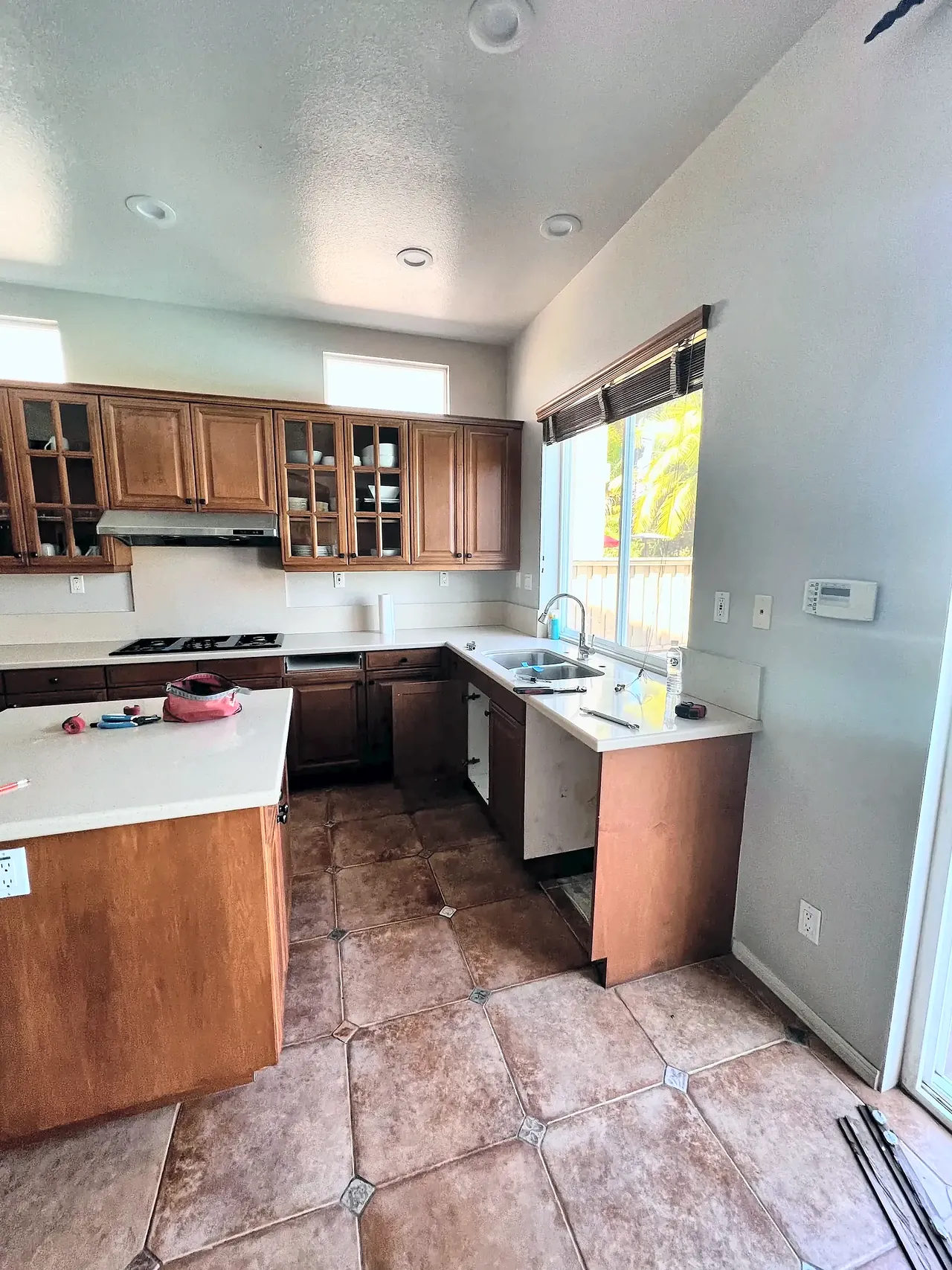 The kitchen in 2023, before the new counters and backsplash